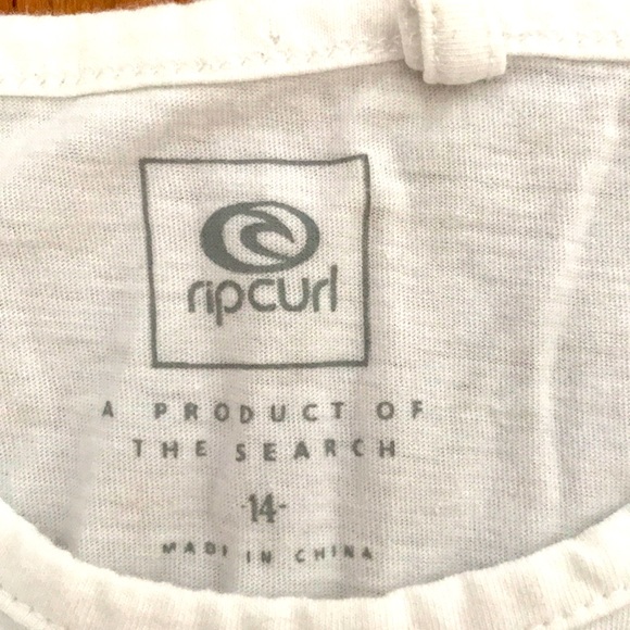 Ripcurl tank - Picture 2 of 2